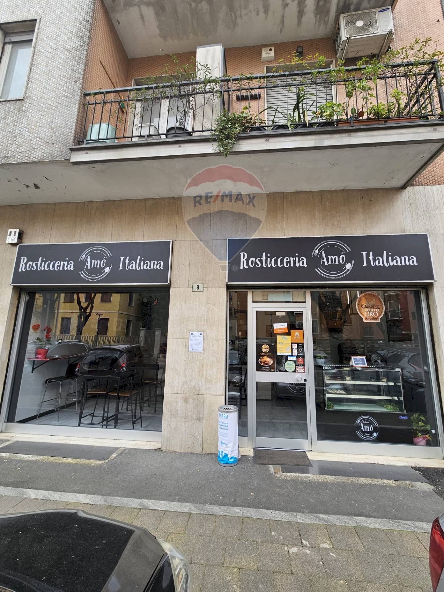 Edificio all\'aperto - Attività Commerciale Pero - foto 1