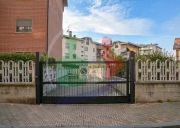 Foto 11 - Box Via San Francesco d'Assisi
 
65, Nichelino - foto 11