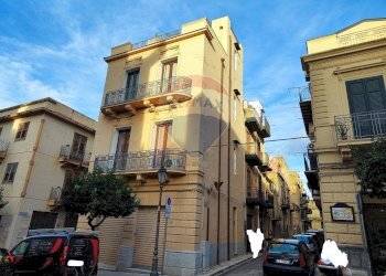 Edificio all\'aperto - Casa indipendente Via Tornatore
 
1, Bagheria - foto 1