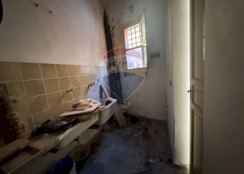 Bagno - Independent house Via Conte Federico
 
8, Palermo - photo 12