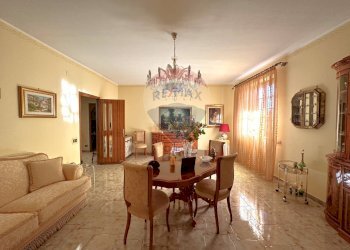 Sala da pranzo - Appartamento via sant'agata
 
4, Villabate - foto 6