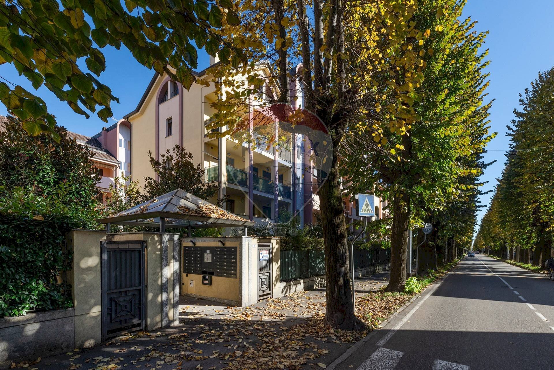 Edificio all\'aperto - Trilocale Viale Marconi
 
11, Tradate - foto 2