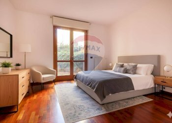 Camera / camera da letto - Trilocale Viale Marconi
 
11, Tradate - foto 17