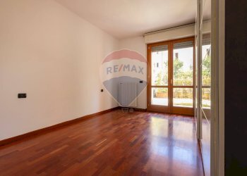 Stanza vuota - Trilocale Viale Marconi
 
11, Tradate - foto 21