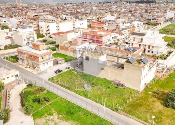 Edificio all\'aperto - Locale Commerciale via Maresciallo  Giudice
 
193, Acate - foto 1