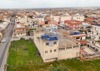 Edificio all\'aperto - Locale Commerciale via Maresciallo  Giudice
 
193, Acate - foto 6