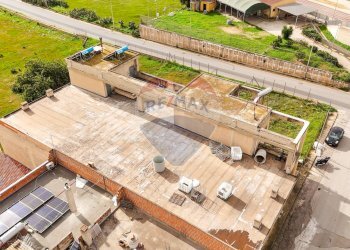 Edificio all\'aperto - Locale Commerciale via Maresciallo  Giudice
 
193, Acate - foto 21