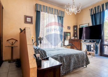 Camera / camera da letto - Four-room apartment Viale Certosa
 
298, Milano - photo 11