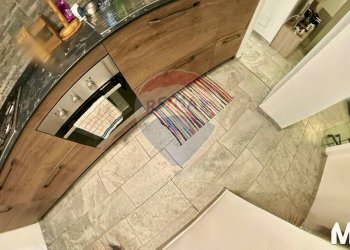 Dettagli - Three-room apartment Strada Valdirodi
 
28, Ospedaletti - photo 31