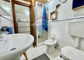 Bagno - Trilocale Vicolo Chiesa Di Sant'orsola
 
6, Palermo - foto 17