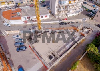 Edificio all\'aperto - Quadrilocale via di Torre a Mare Mazzini Giuseppe
 
30, Bari - foto 3