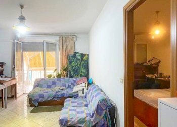 Foto 1 - Bilocale via ruffini
 
15, Ventimiglia - foto 1