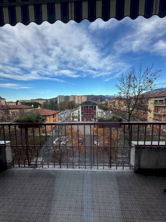 Balcone - Three-room apartment via Altipiano d'Asiago, Brescia - photo 1