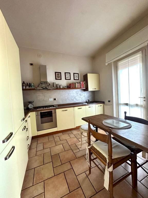 Cucina - Three-room apartment via Altipiano d'Asiago, Brescia - photo 3