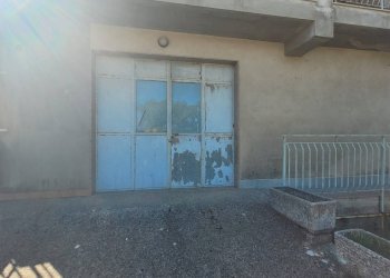 Foto 3 - Stable - Palace Via Camillo Benso Conte di Cavour
 
80, Buscemi - photo 3