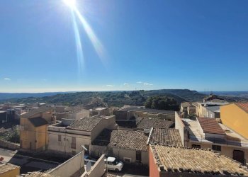 Foto 22 - Stable - Palace Via Camillo Benso Conte di Cavour
 
80, Buscemi - photo 22