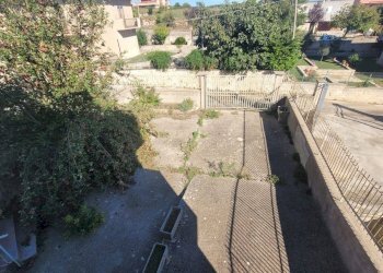 Foto 43 - Stable - Palace Via Camillo Benso Conte di Cavour
 
80, Buscemi - photo 43