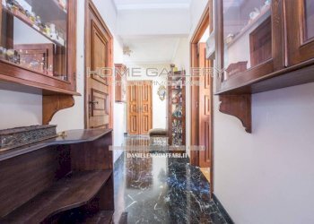 Corridoio - Appartamento via San Pio X, 9, Genova - foto 24