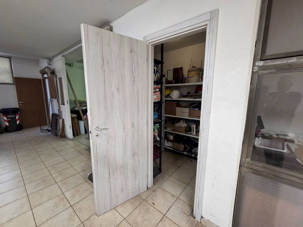 Magazzino - Capannone via Fratelli Rosselli, Signa - foto 3