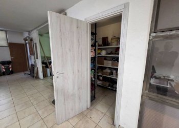 Magazzino - Capannone via Fratelli Rosselli, Signa - foto 3