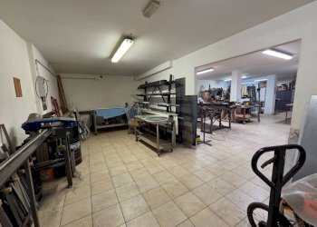 Magazzino - Capannone via Fratelli Rosselli, Signa - foto 8