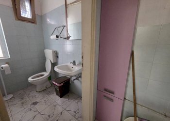 Bagno - Capannone via Fratelli Rosselli, Signa - foto 19