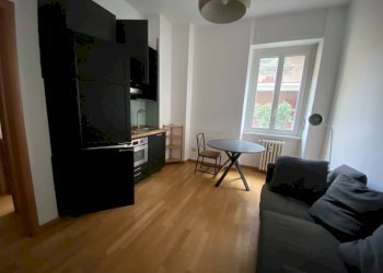 Salone - Bilocale viale Gabriele D'Annunzio, 3, Milano - foto 9