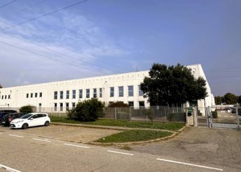 Facciata - Shed via Giulio Pastore, 20, Moncalieri - photo 1