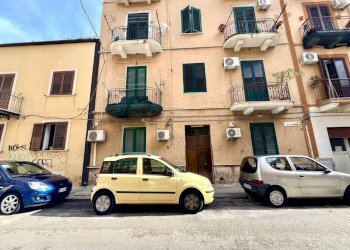 Foto 1 - Four-room apartment via domenico cariolato
 
5, Palermo - photo 1