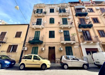 Foto 2 - Four-room apartment via domenico cariolato
 
5, Palermo - photo 2