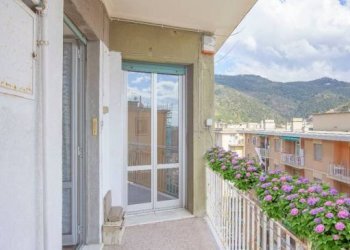 Balcone - Appartamento via Bari, Genova - foto 10