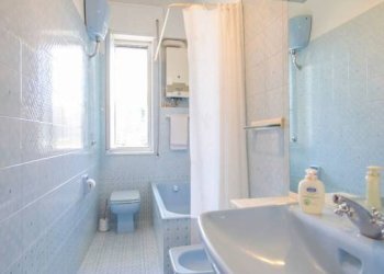 Bagno - Appartamento via Bari, Genova - foto 20