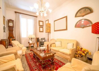 Camera da letto - Appartamento via Pagano Doria, Genova - foto 9