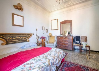 Camera da letto - Appartamento via Pagano Doria, Genova - foto 19