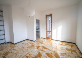 Soggiorno - Appartamento via Dodecaneso, Genova - foto 4