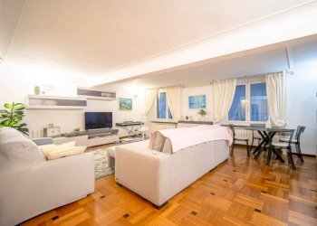 Salone - Quadrilocale salita Pollaiuoli, Genova (zona Centro Storico) - foto 2