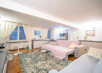 Salone - Quadrilocale salita Pollaiuoli, Genova (zona Centro Storico) - foto 7