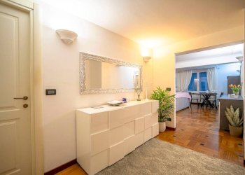 Ingresso - Quadrilocale salita Pollaiuoli, Genova (zona Centro Storico) - foto 11