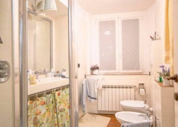 Bagno - Quadrilocale salita Pollaiuoli, Genova (zona Centro Storico) - foto 15