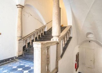 Interno palazzo - Quadrilocale salita Pollaiuoli, Genova (zona Centro Storico) - foto 17