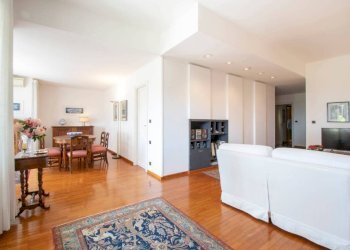 Salone - Appartamento viale Ponte dell'Ammiraglio, Genova (zona Quarto) - foto 5