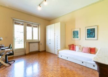 Camera da letto - Appartamento viale Ponte dell'Ammiraglio, Genova (zona Quarto) - foto 16