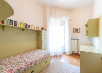 Camera da letto - Appartamento viale Ponte dell'Ammiraglio, Genova (zona Quarto) - foto 18