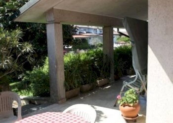 Giardino - Villa via Aldo Moro, Calvignasco - foto 4