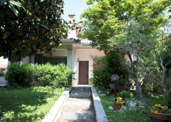 Giardino - Villa via Aldo Moro, Calvignasco - foto 8