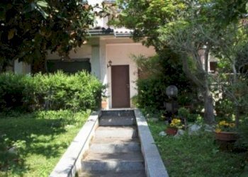 Giardino - Villa via Aldo Moro, Calvignasco - foto 9