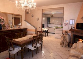 Salone - Villa via Aldo Moro, Calvignasco - foto 13