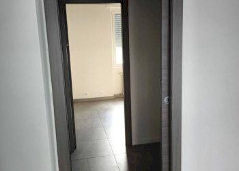 Disimpegno - Shop Lungomallero Armando Diaz, 38, Sondrio - photo 14