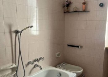 Bagno - Quadrilocale strada alla Fornace, Biella - foto 15