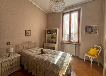 Camera da letto - Quadrilocale strada alla Fornace, Biella - foto 17